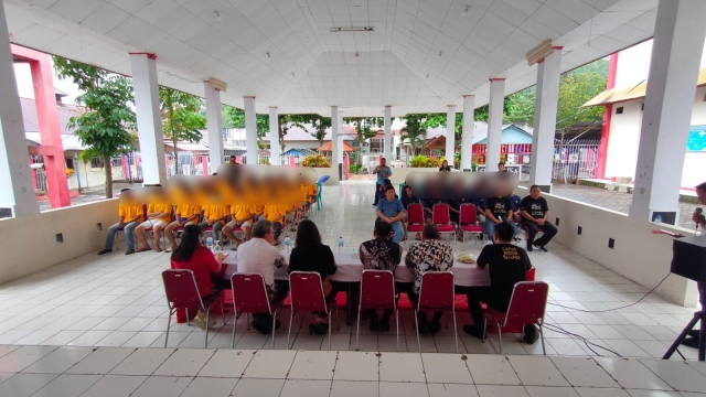 CC6F1EEA 03C5 44C8 B9CC 475BFB5DAA97