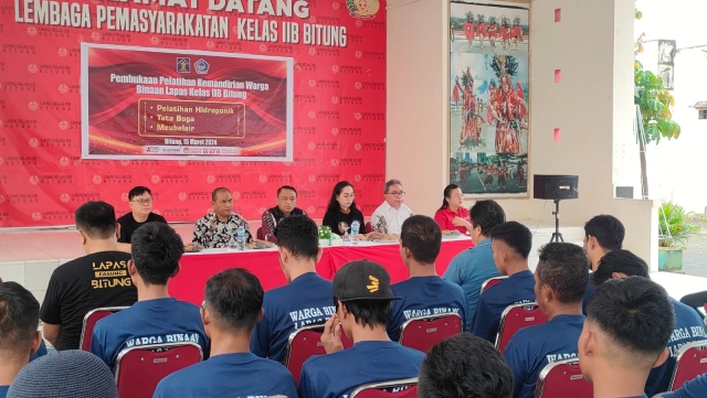 CC6F1EEA 03C5 44C8 B9CC 475BFB5DAA97