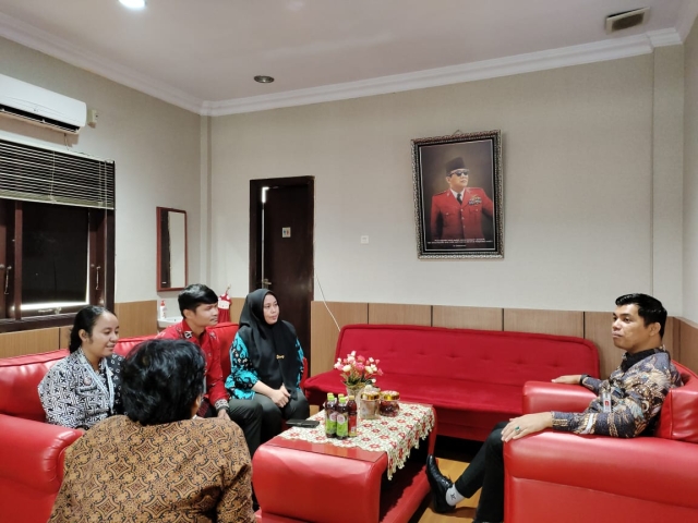 352DCCED 8E56 4E00 B6E7 0C659E640A4C