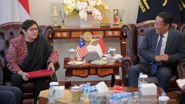 Temui Menteri dari Malaysia, Supratman Bahas Pembangunan Hukum di ASEAN
