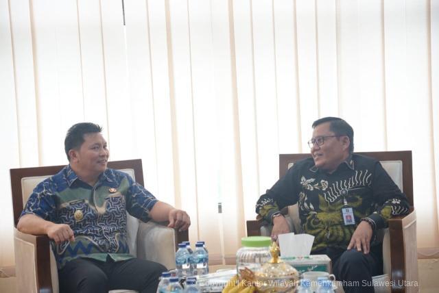 Kakanwil Kemenkum Sulut Bahas Program Layanan Hukum dalam Kunker ke Bolmong