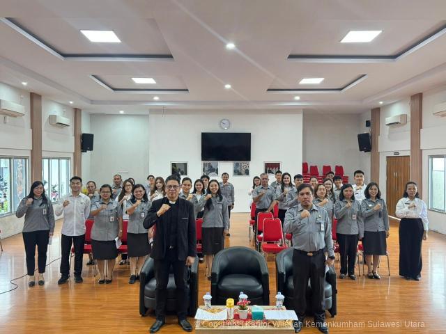 Ibadah Oikumene Kanwil Kemenkum Sulut Tegaskan Kesetiaan dan Integritas dalam Pelayanan